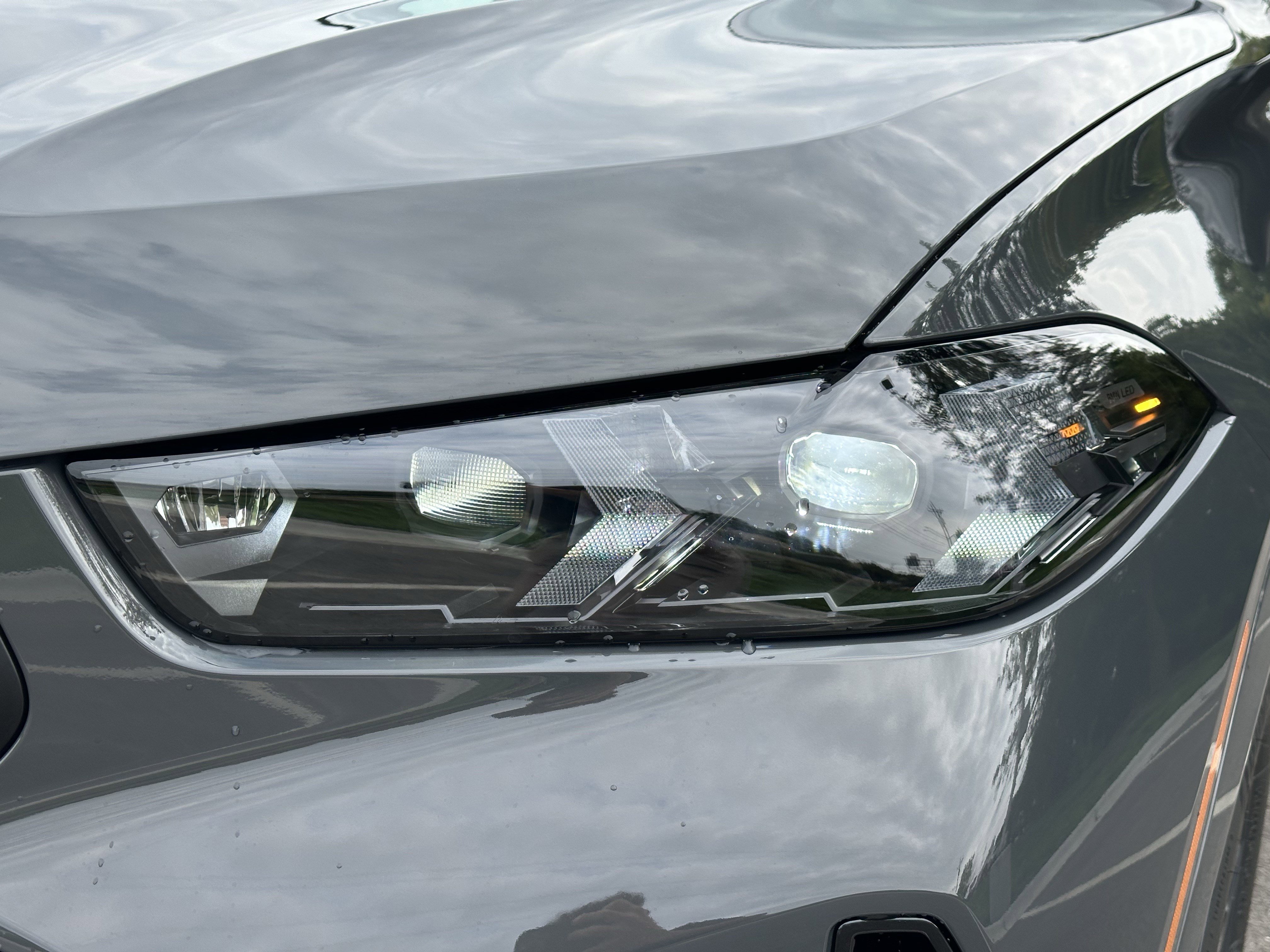 New 2026 BMW X6 xDrive40i image 21