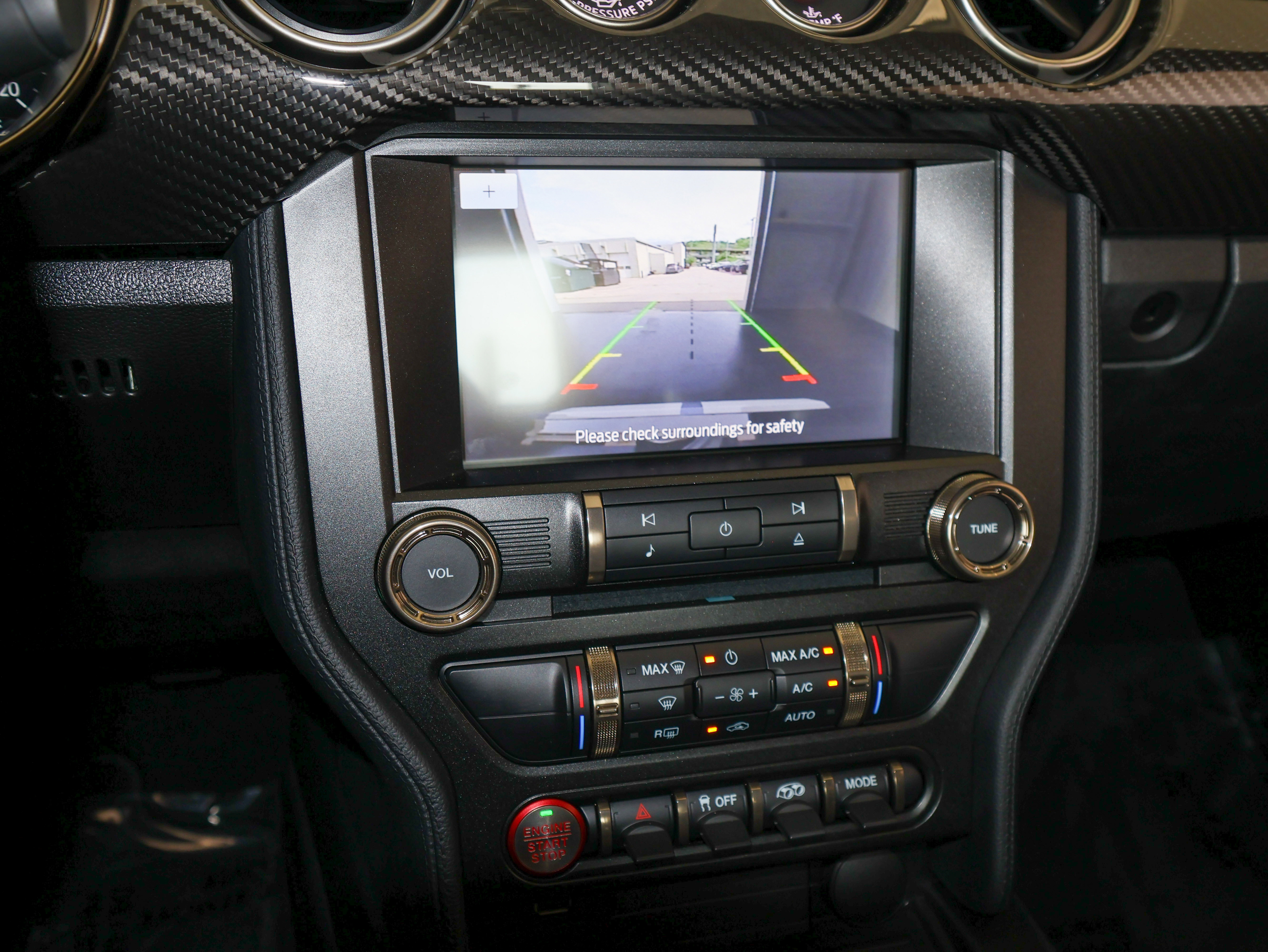 Used 2020 Ford Mustang Shelby GT500 w/ Carbon Fiber Track Pack RWD image 30