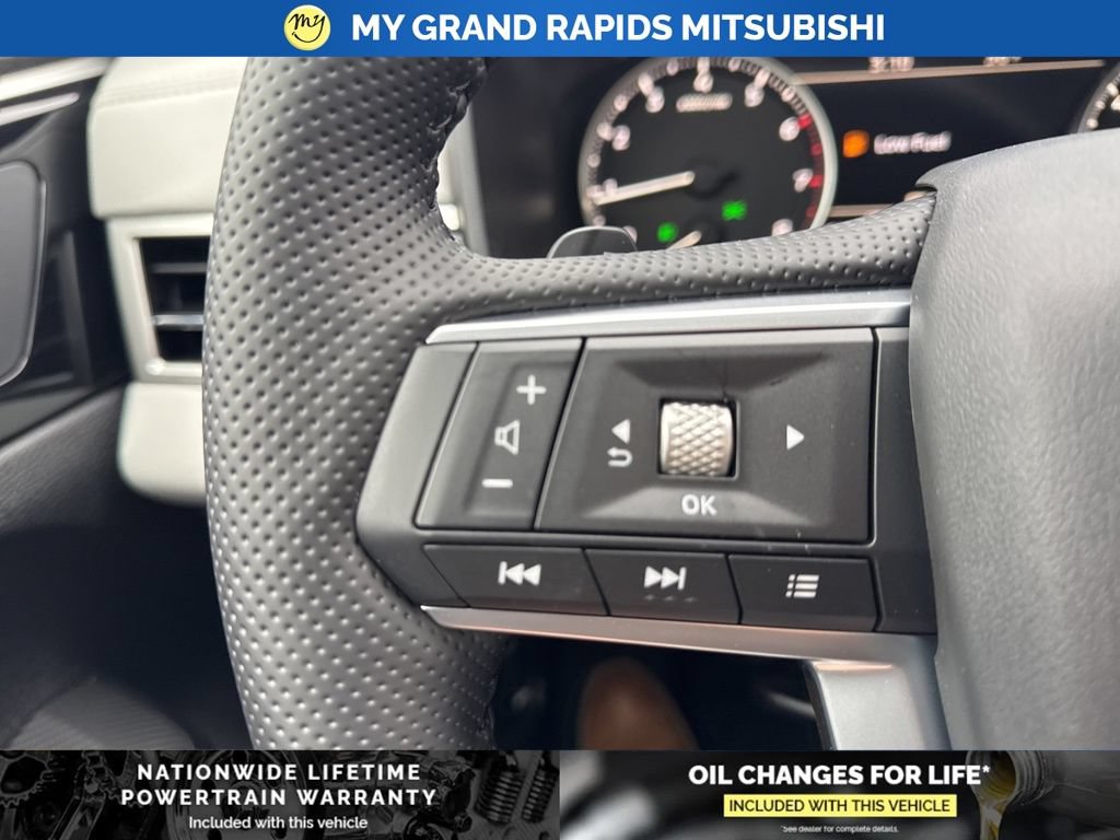 New 2026 Mitsubishi Outlander SE AWD/4WD image 27
