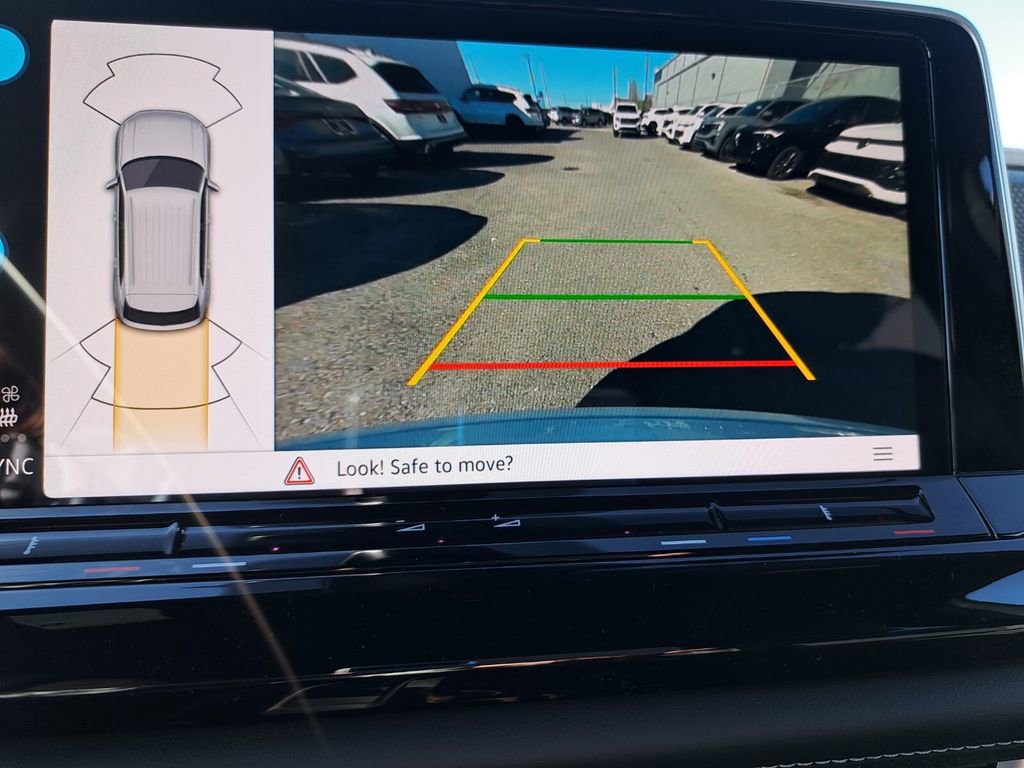 New 2026 Volkswagen Atlas Cross Sport SEL R-Line AWD/4WD image 12