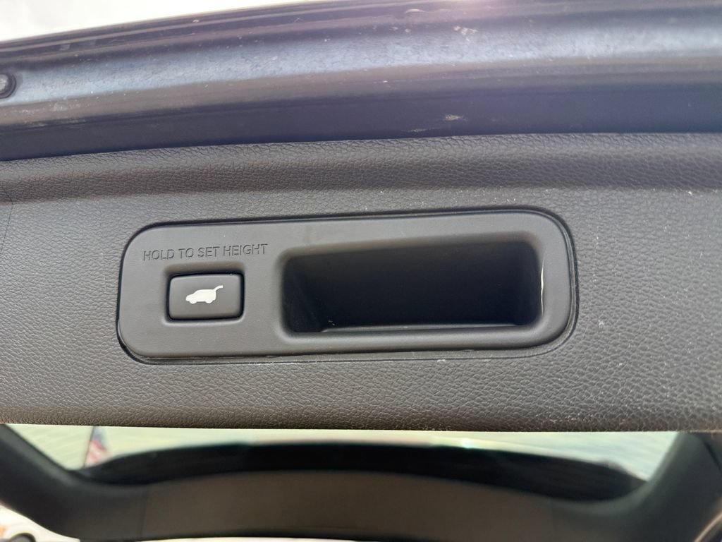 Used 2025 Honda Odyssey Sport-L image 43