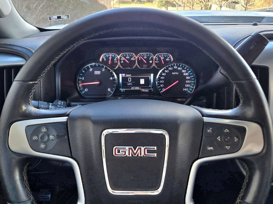 Used 2017 GMC Sierra 2500 SLT w/ Duramax Plus Package image 28