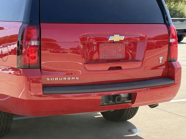 Used 2020 Chevrolet Suburban LT AWD/4WD image 6