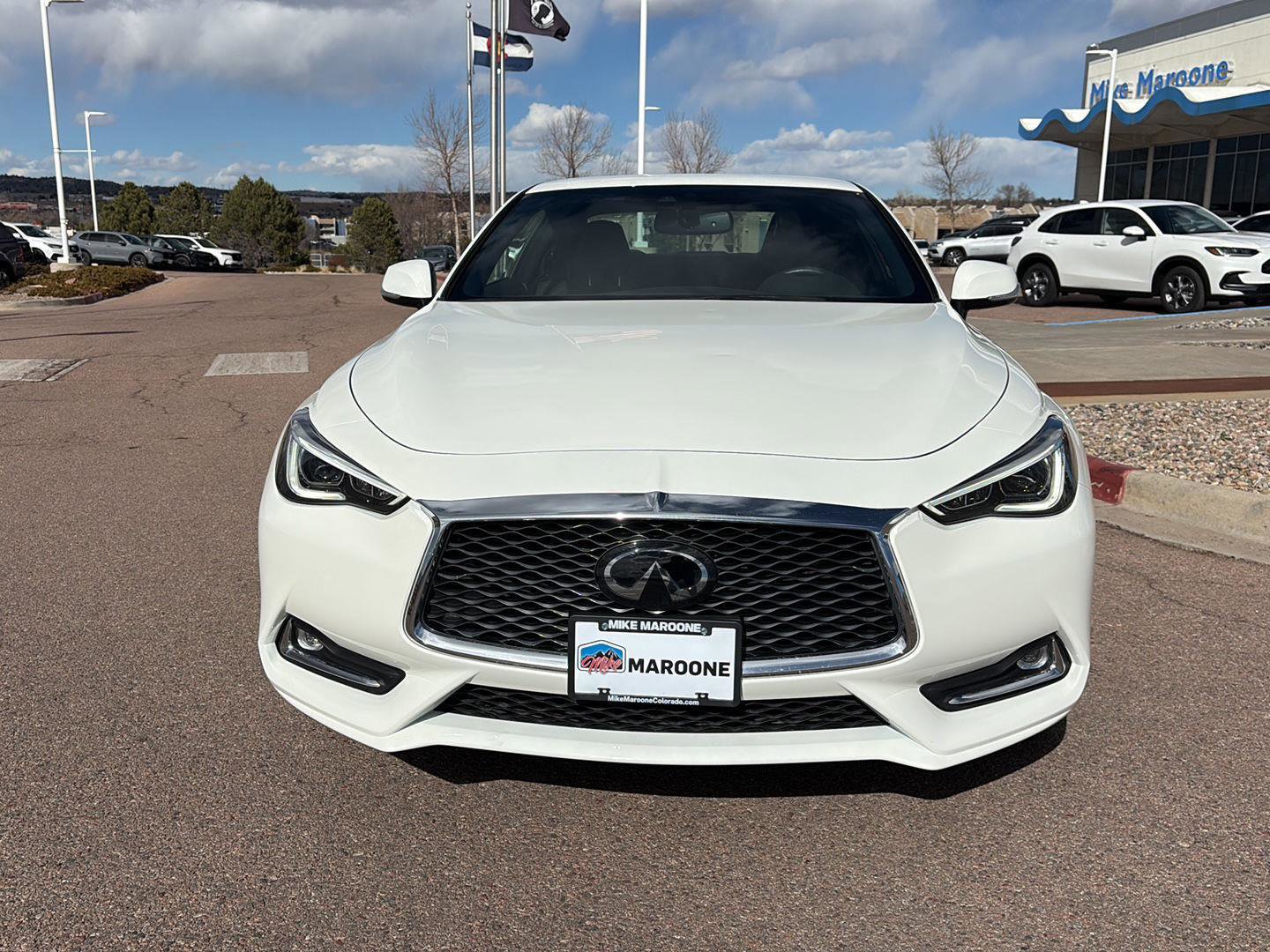 Used 2019 INFINITI Q60 3.0t Luxe w/ Essential Package image 2