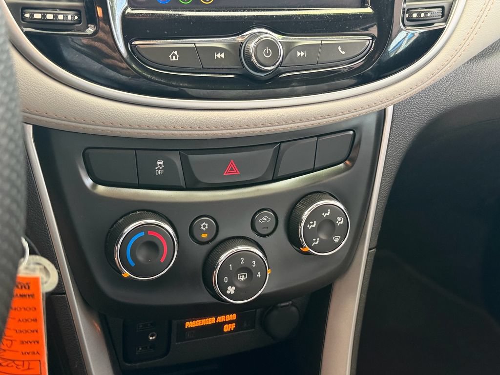 Used 2022 Chevrolet Trax LS w/ Tint and Cruise Package FWD image 20