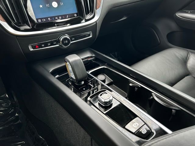 Used 2023 Volvo S60 B5 Plus w/ Climate Package image 22