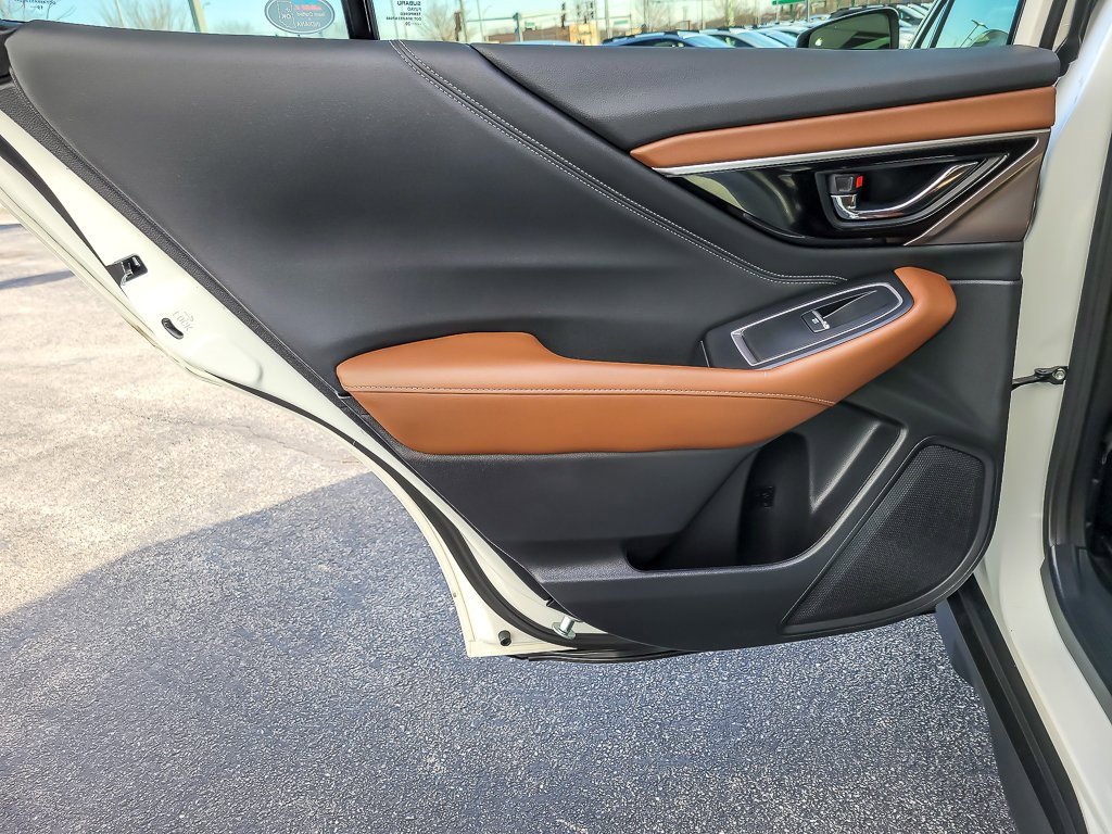 Certified 2020 Subaru Outback Touring w/ Popular Package #2 image 17