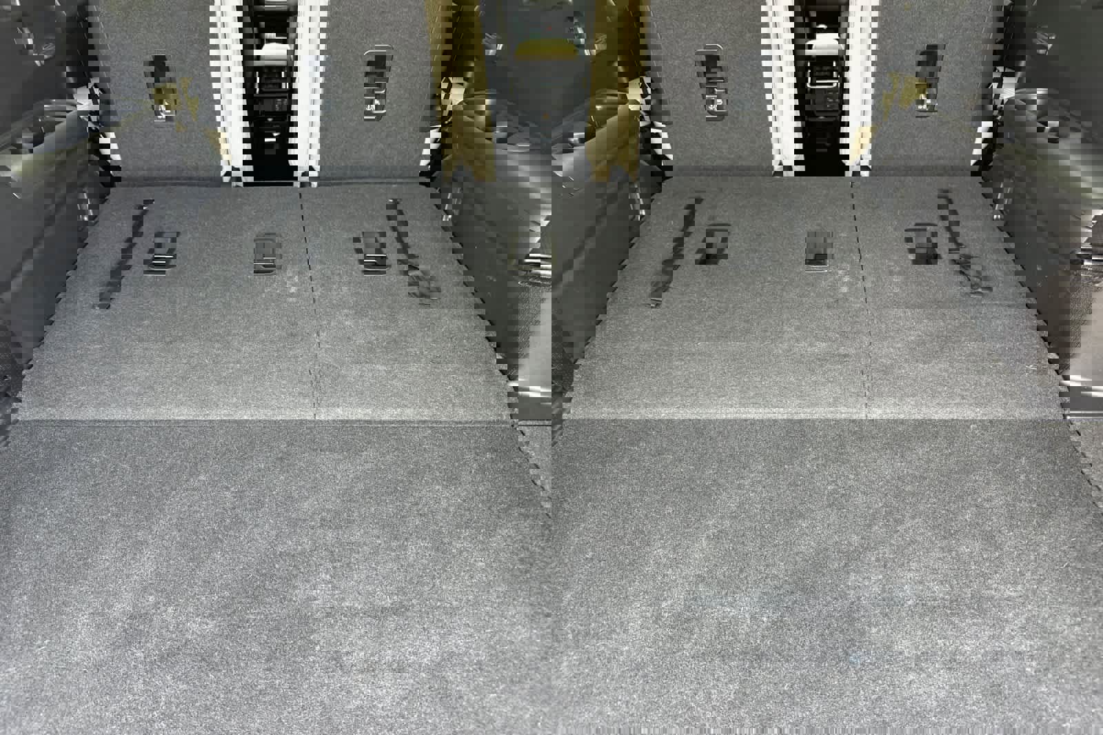 Used 2024 Subaru Ascent Premium w/ Convenience Package image 15