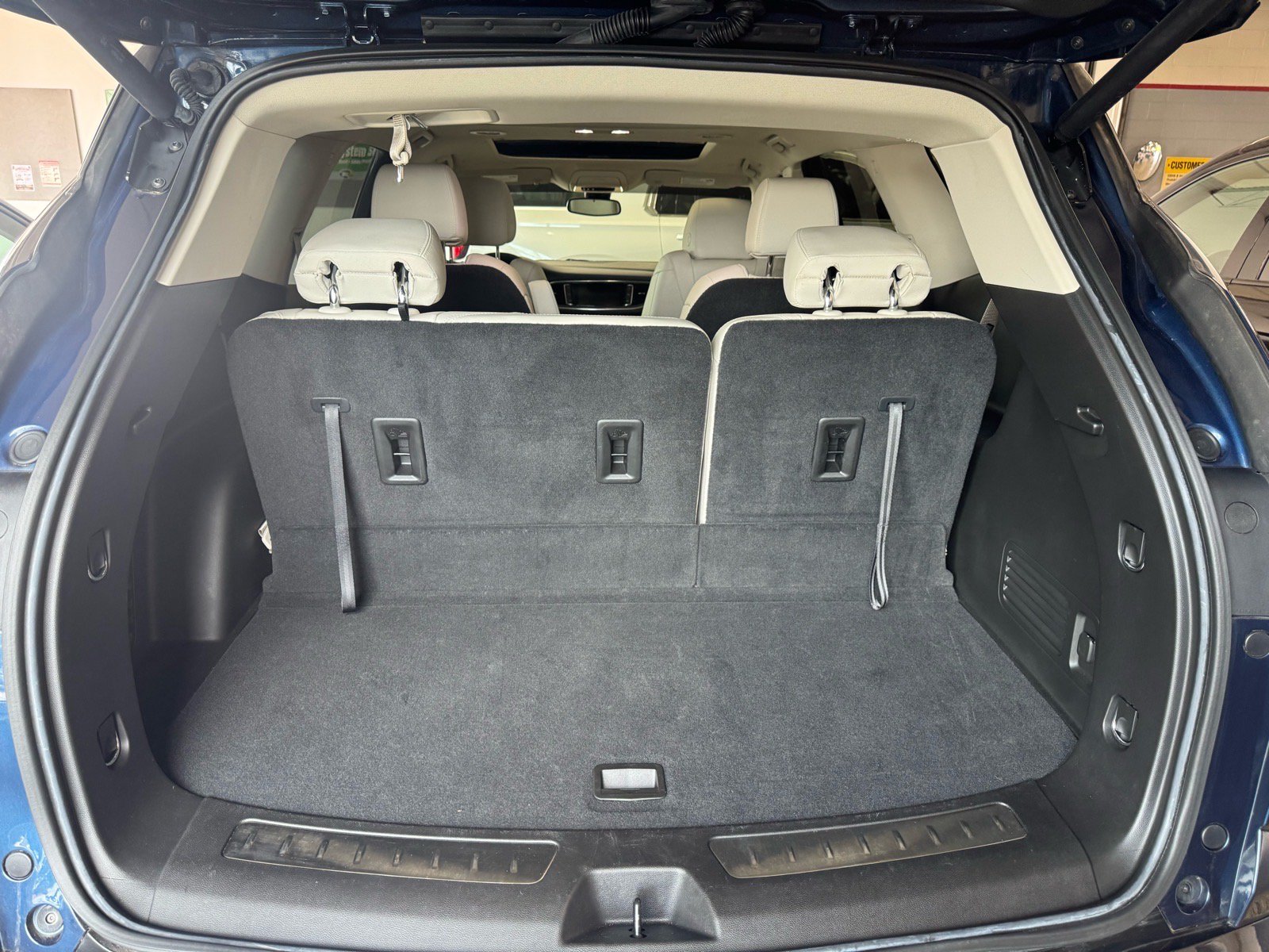Certified 2023 Buick Enclave Essence w/ Experience Buick Package AWD/4WD image 8