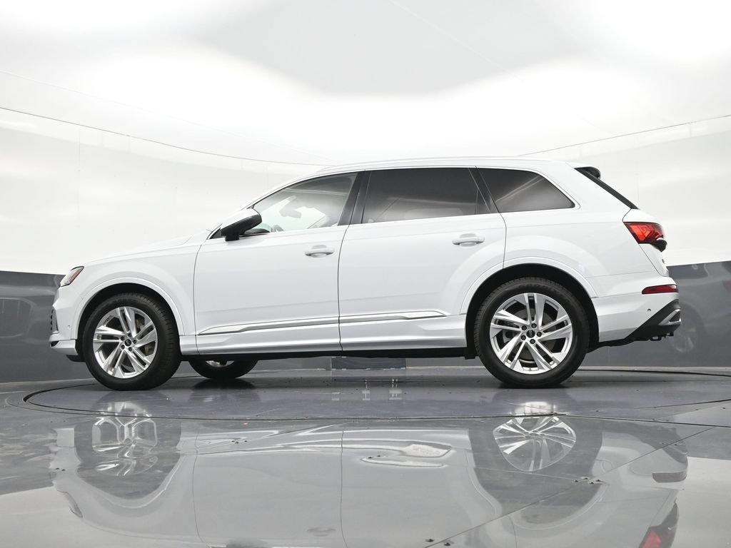 Used 2023 Audi Q7 3.0T Prestige AWD/4WD image 24