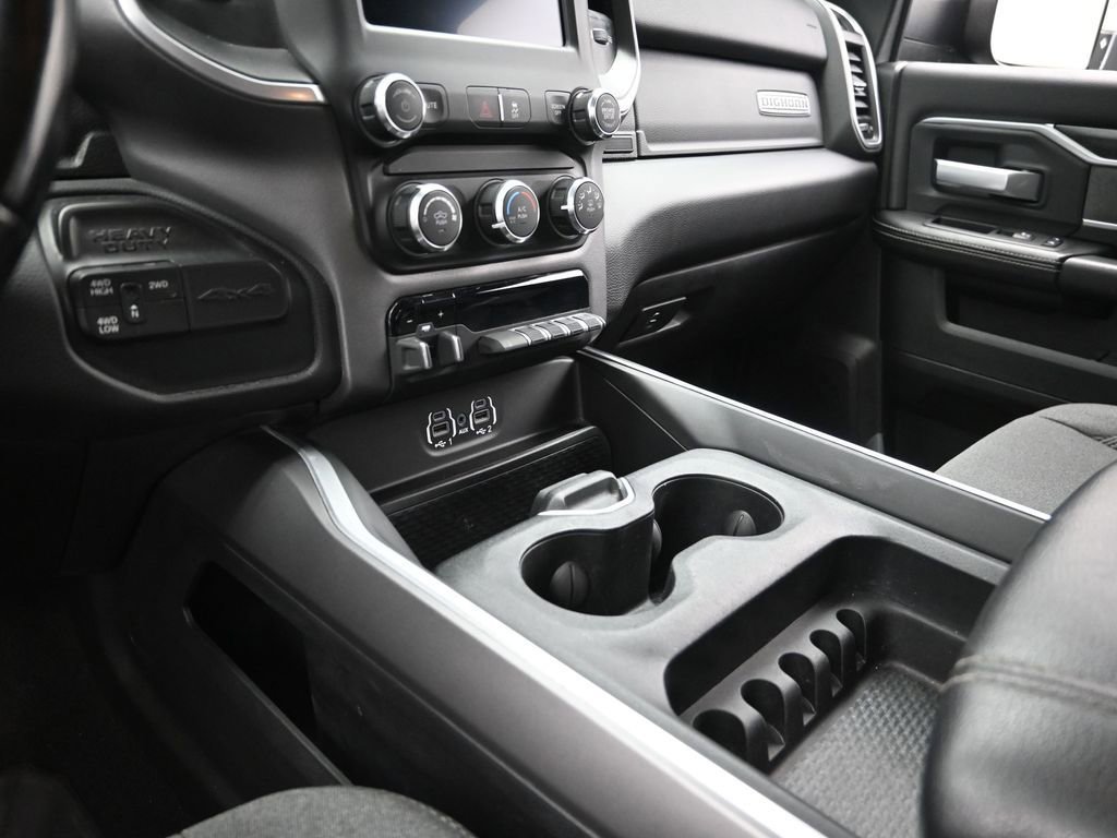 Used 2022 RAM 2500 Big Horn w/ Night Edition AWD/4WD image 19