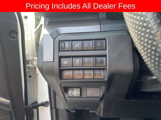 Used 2024 Toyota Tacoma SR5 AWD/4WD image 22