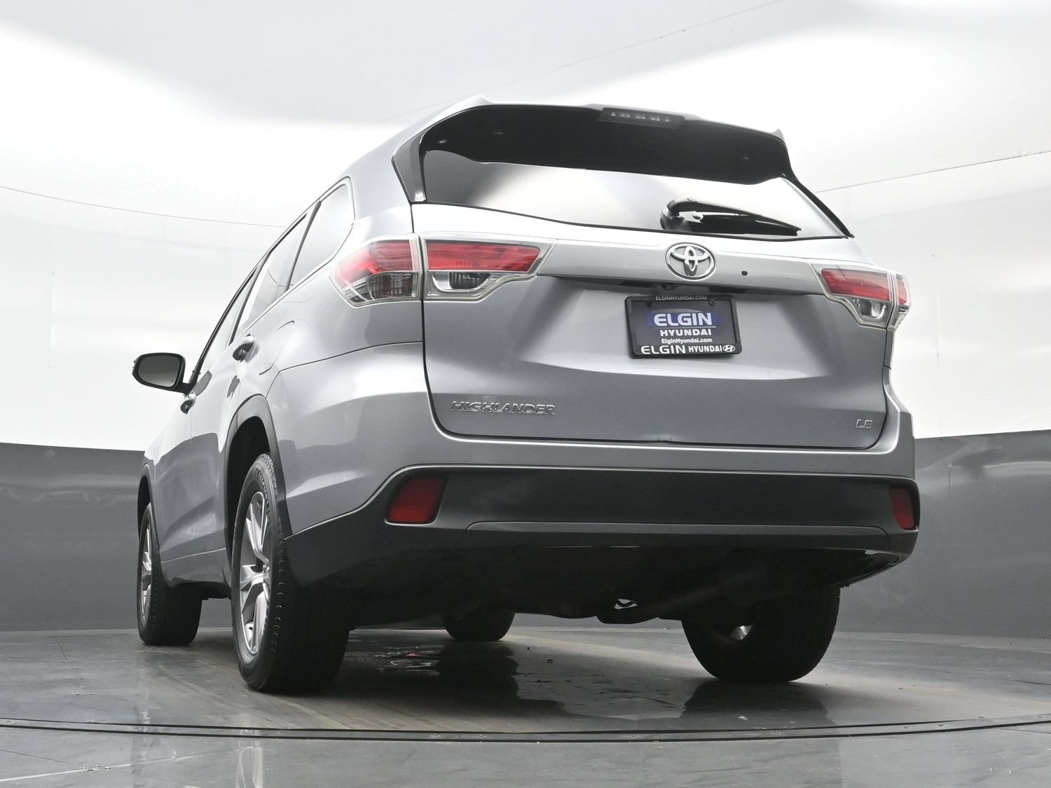Used 2014 Toyota Highlander Plus FWD image 28