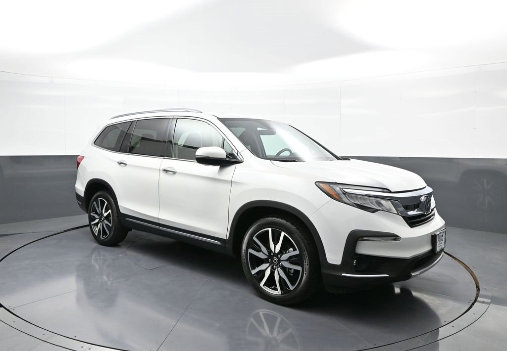 Certified 2022 Honda Pilot Touring image 4