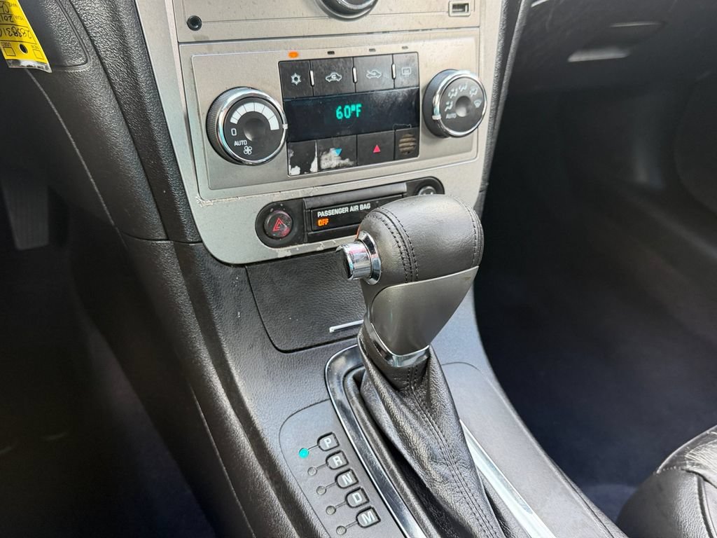 Used 2010 Chevrolet Malibu LTZ FWD image 24