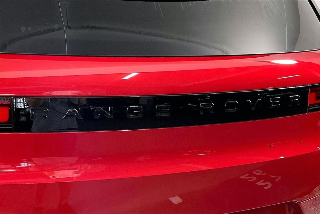 Used 2025 Land Rover Range Rover Sport Dynamic SE image 31