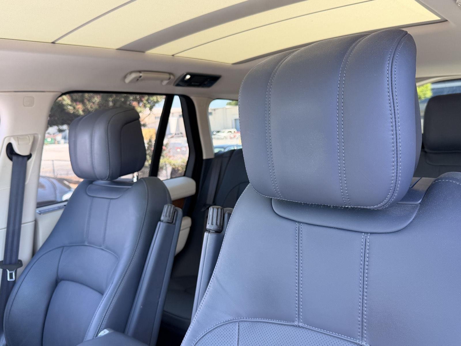Used 2019 Land Rover Range Rover HSE AWD/4WD image 8