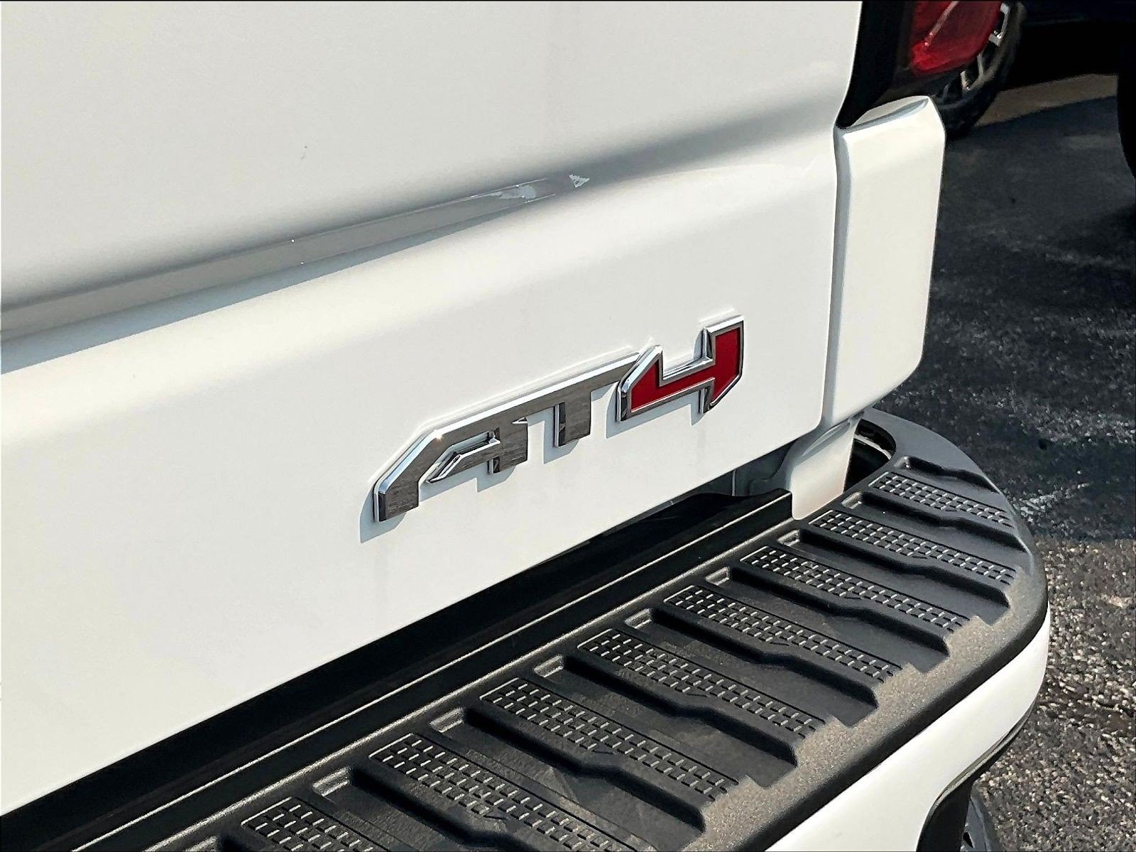 New 2026 GMC Sierra 1500 AT4 w/ AT4 Premium Package AWD/4WD image 13