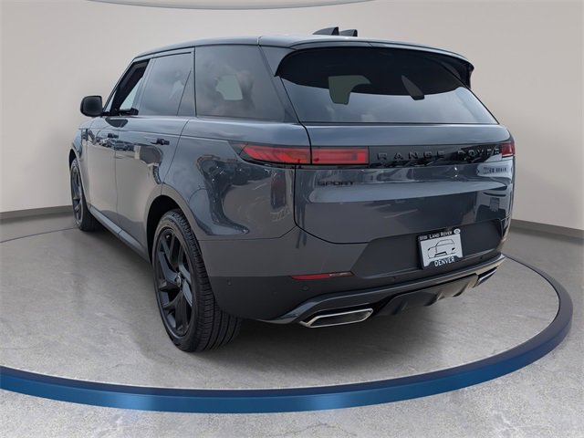 New 2025 Land Rover Range Rover Sport SE image 3