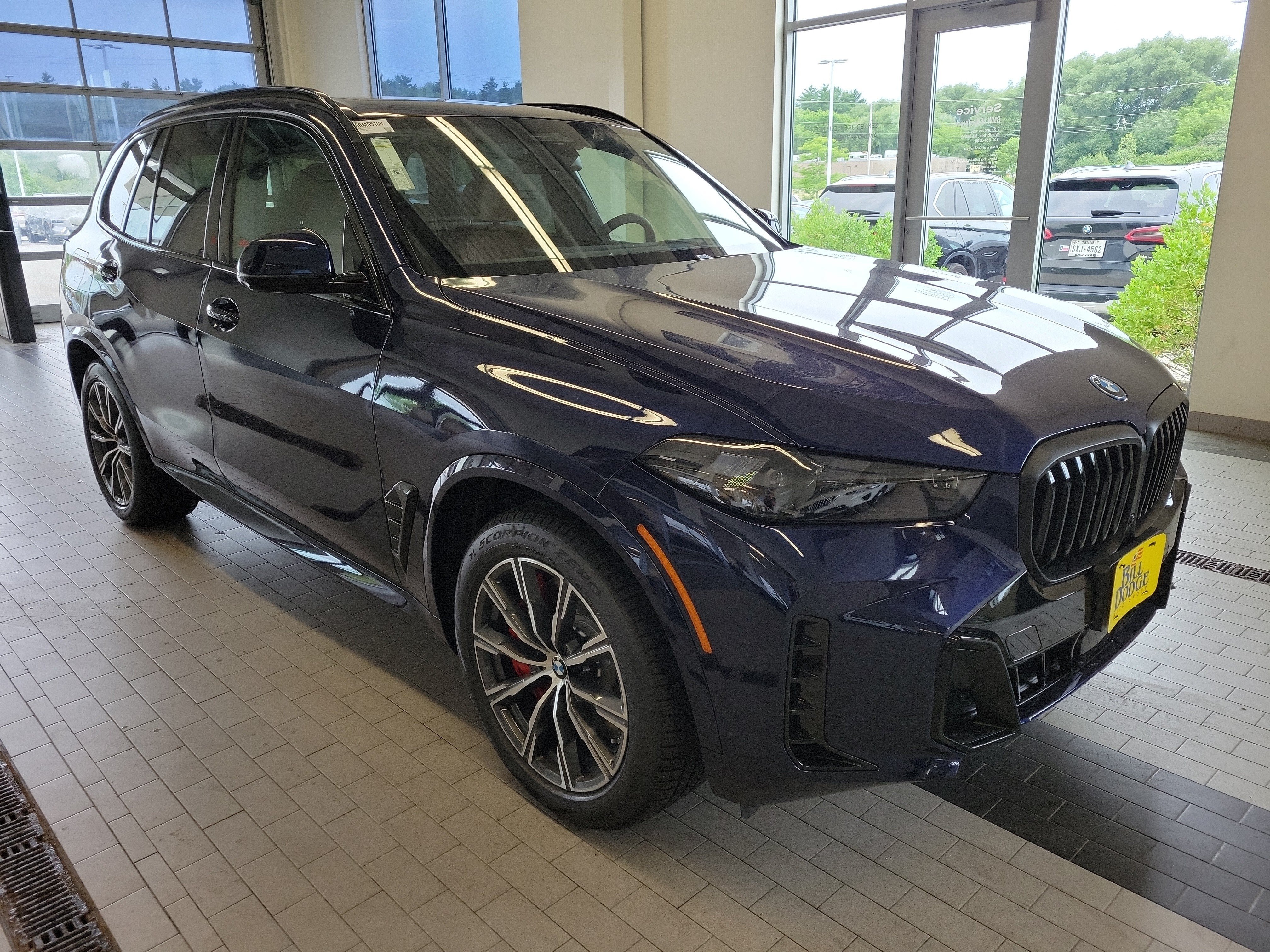 New 2026 BMW X5 xDrive50e w/ Executive Package AWD/4WD image 9