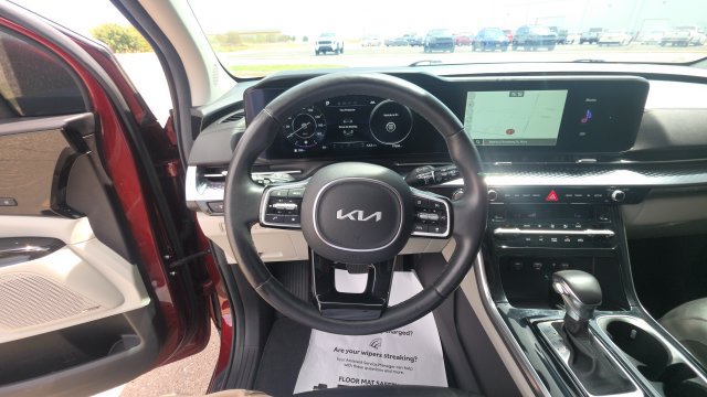 Used 2024 Kia Carnival SX Prestige FWD image 24