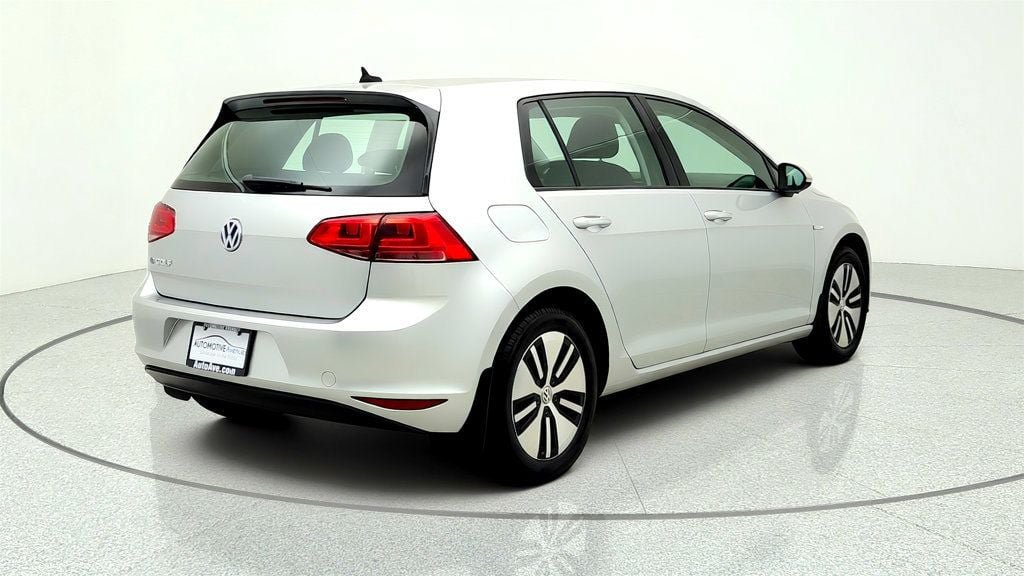 Used 2016 Volkswagen e-Golf SE FWD image 5