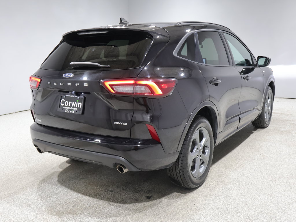 Used 2024 Ford Escape ST-Line AWD/4WD image 2