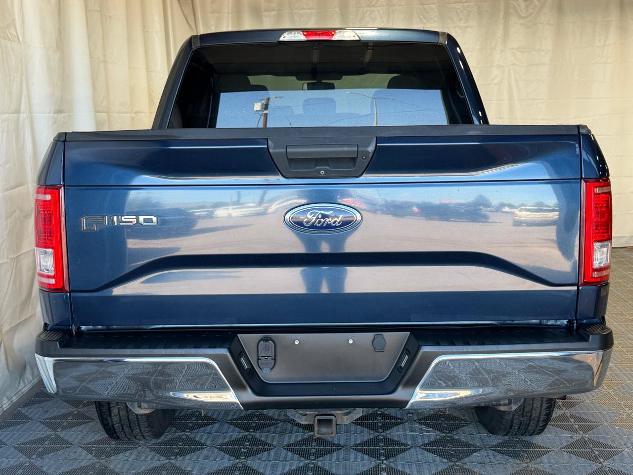 Used 2016 Ford F150 XLT AWD/4WD image 6