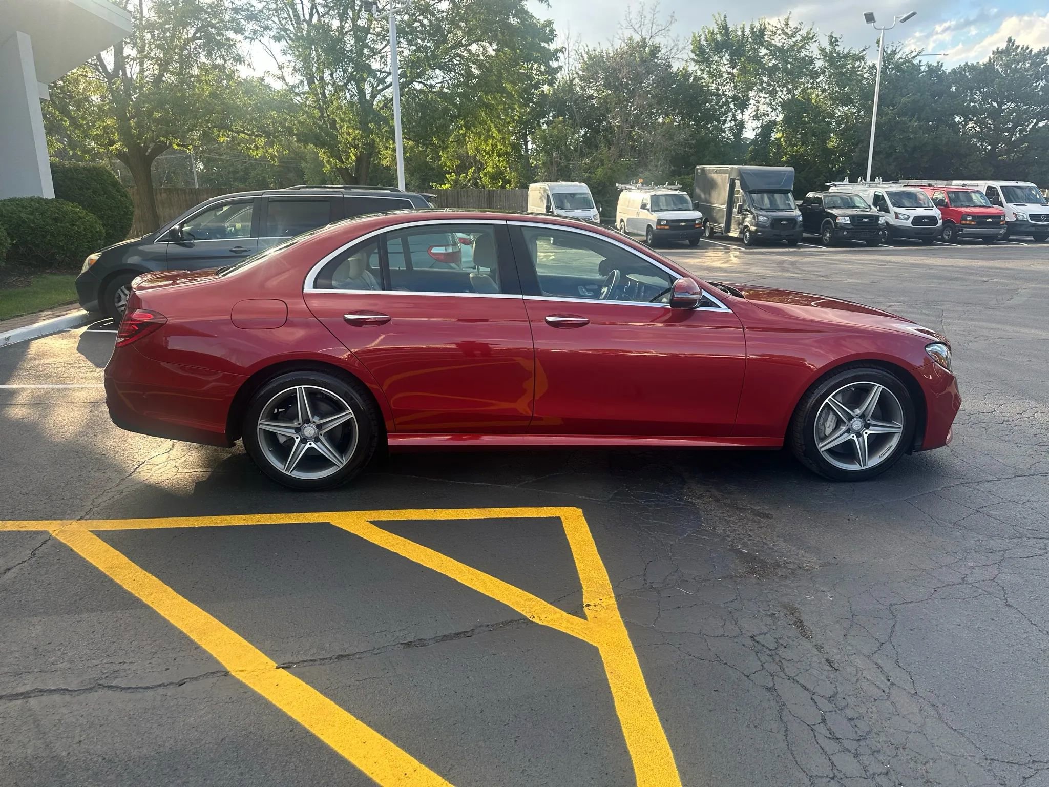 Used 2017 Mercedes-Benz E 300 4MATIC image 8