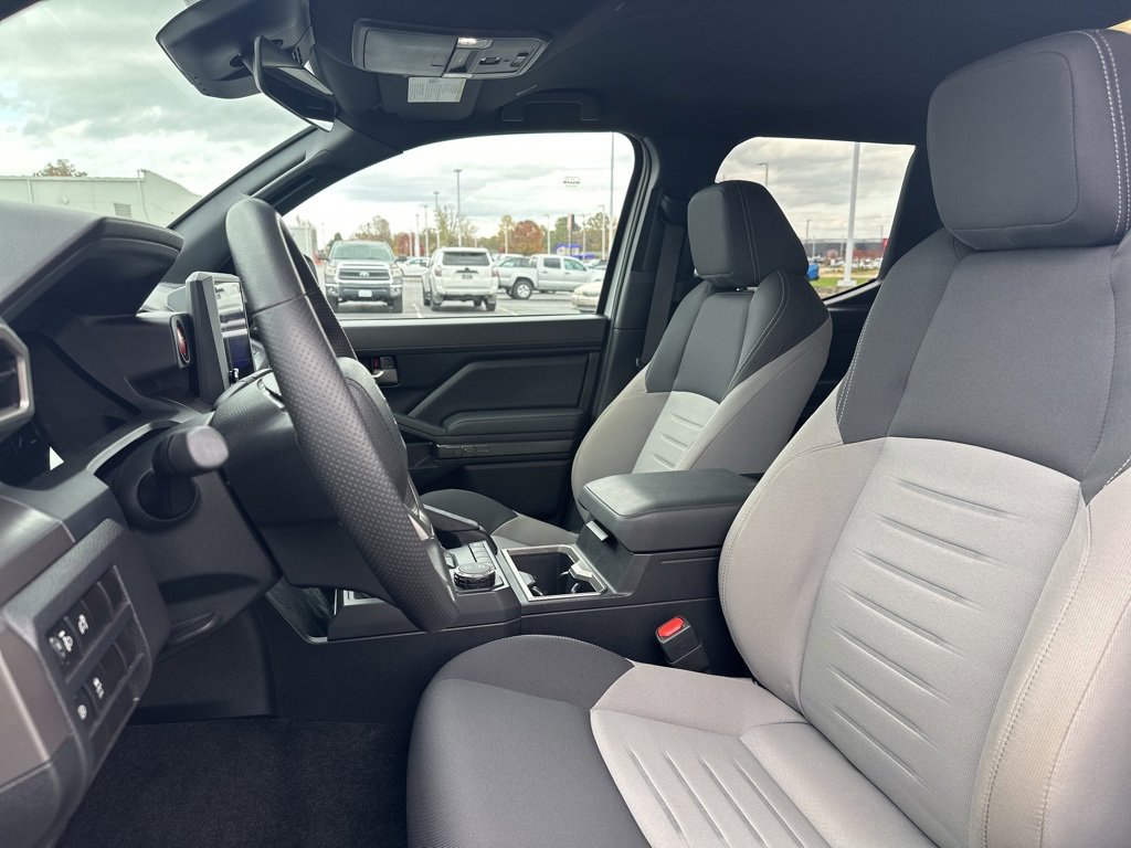 Used 2024 Toyota Tacoma TRD Sport image 24