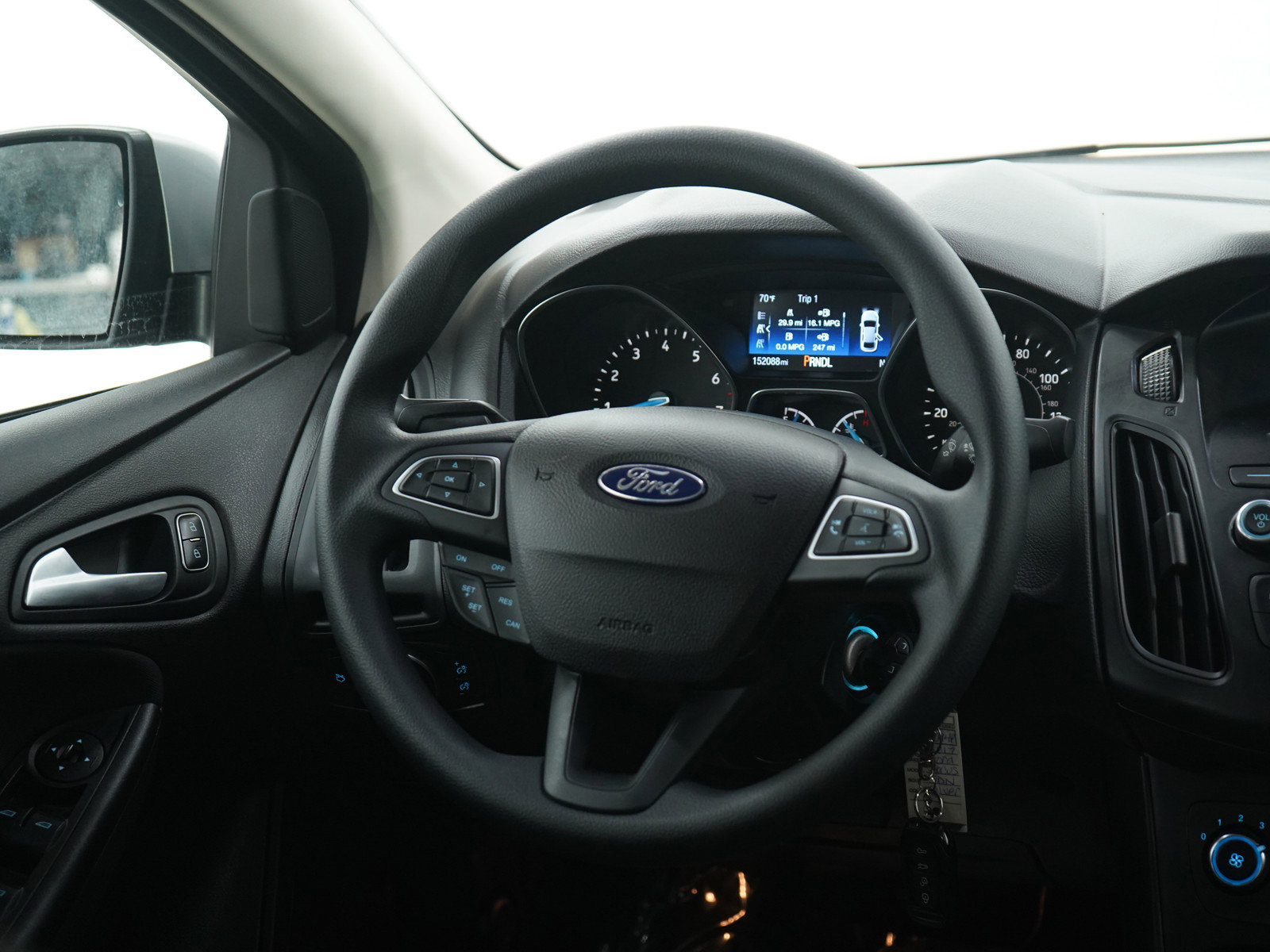 Used 2017 Ford Focus SE image 14