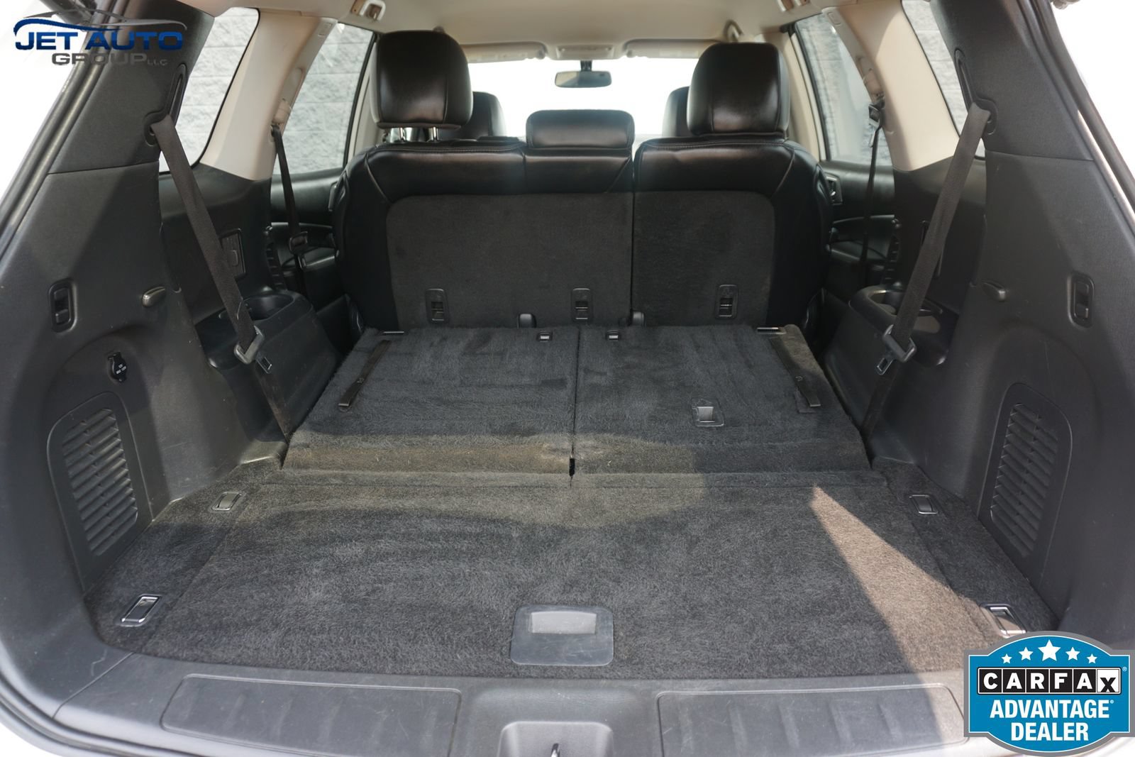 Used 2017 Nissan Pathfinder SL w/ Trailer Tow Package AWD/4WD image 19
