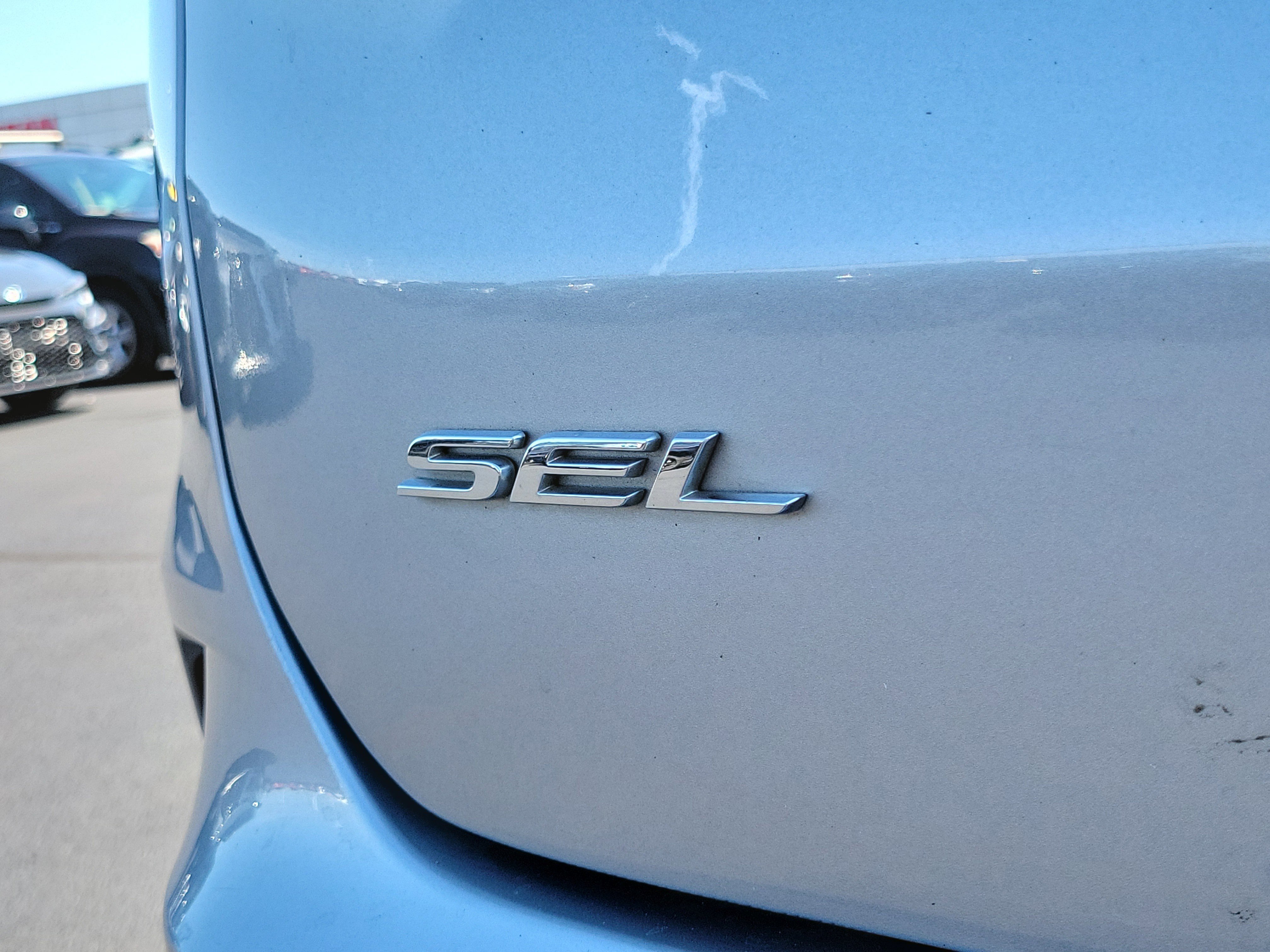 Used 2024 Ford Edge SEL image 6
