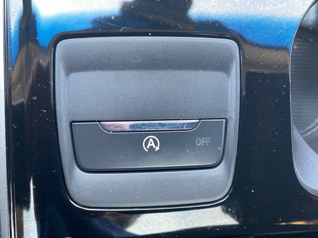 Used 2019 Ford Edge SEL w/ Equipment Group 201A AWD/4WD image 40