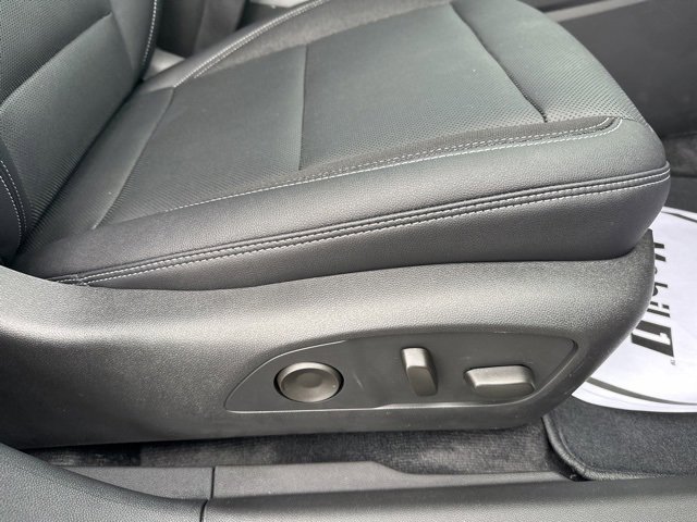 New 2025 Chevrolet Blazer EV LT image 11