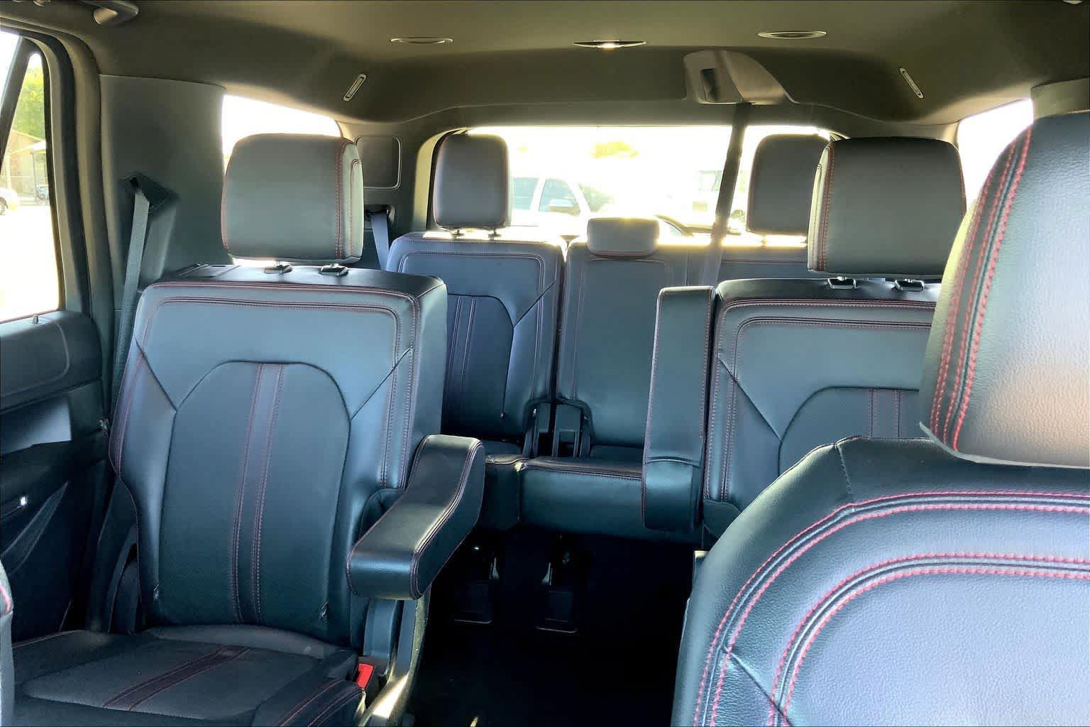Used 2023 Ford Expedition Limited AWD/4WD image 35