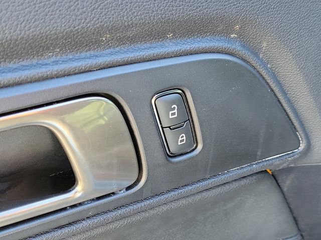 Used 2019 Ford Mustang Shelby GT350 w/ Technology Package image 16