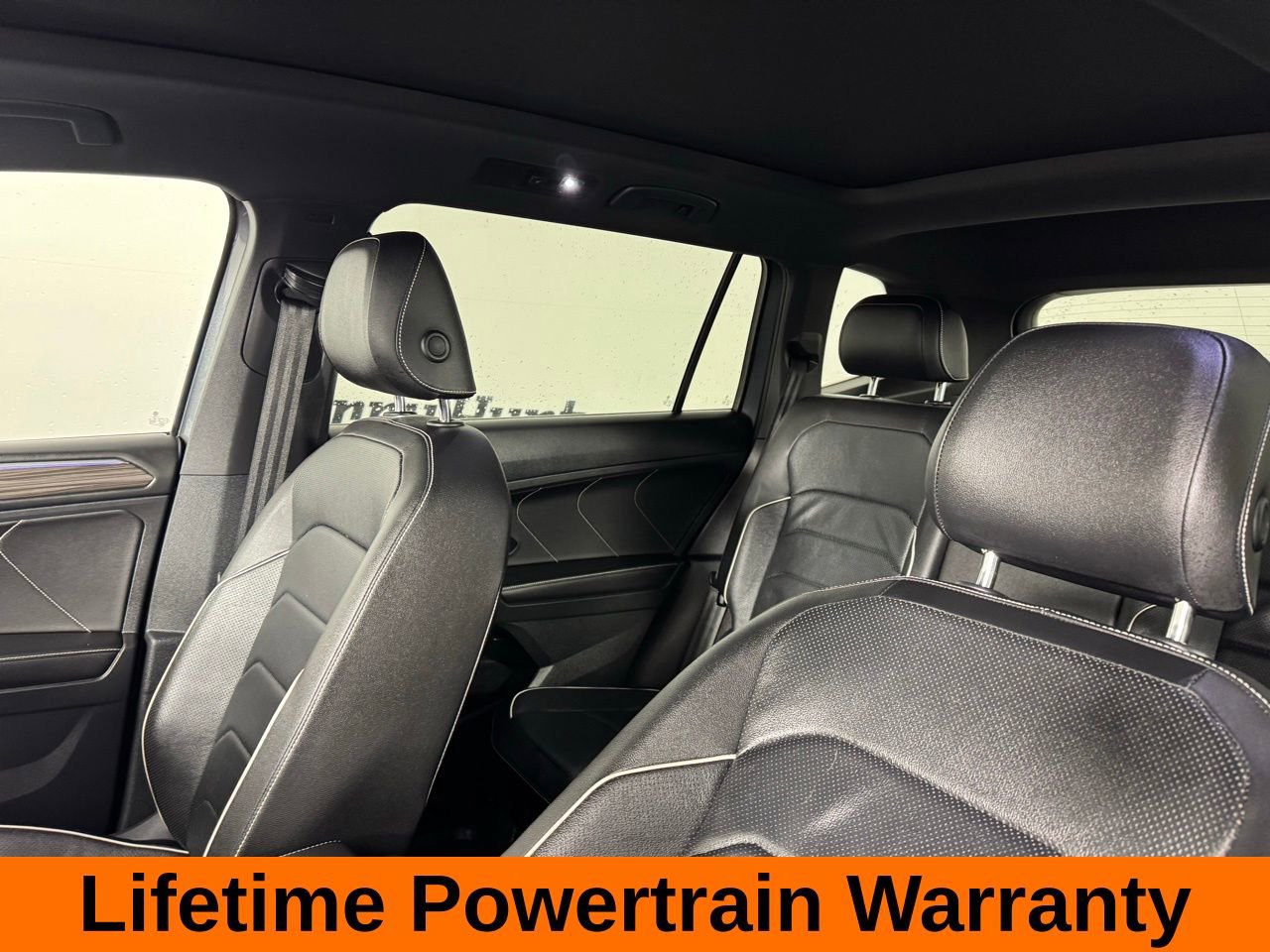 Used 2022 Volkswagen Tiguan SEL R-Line image 11