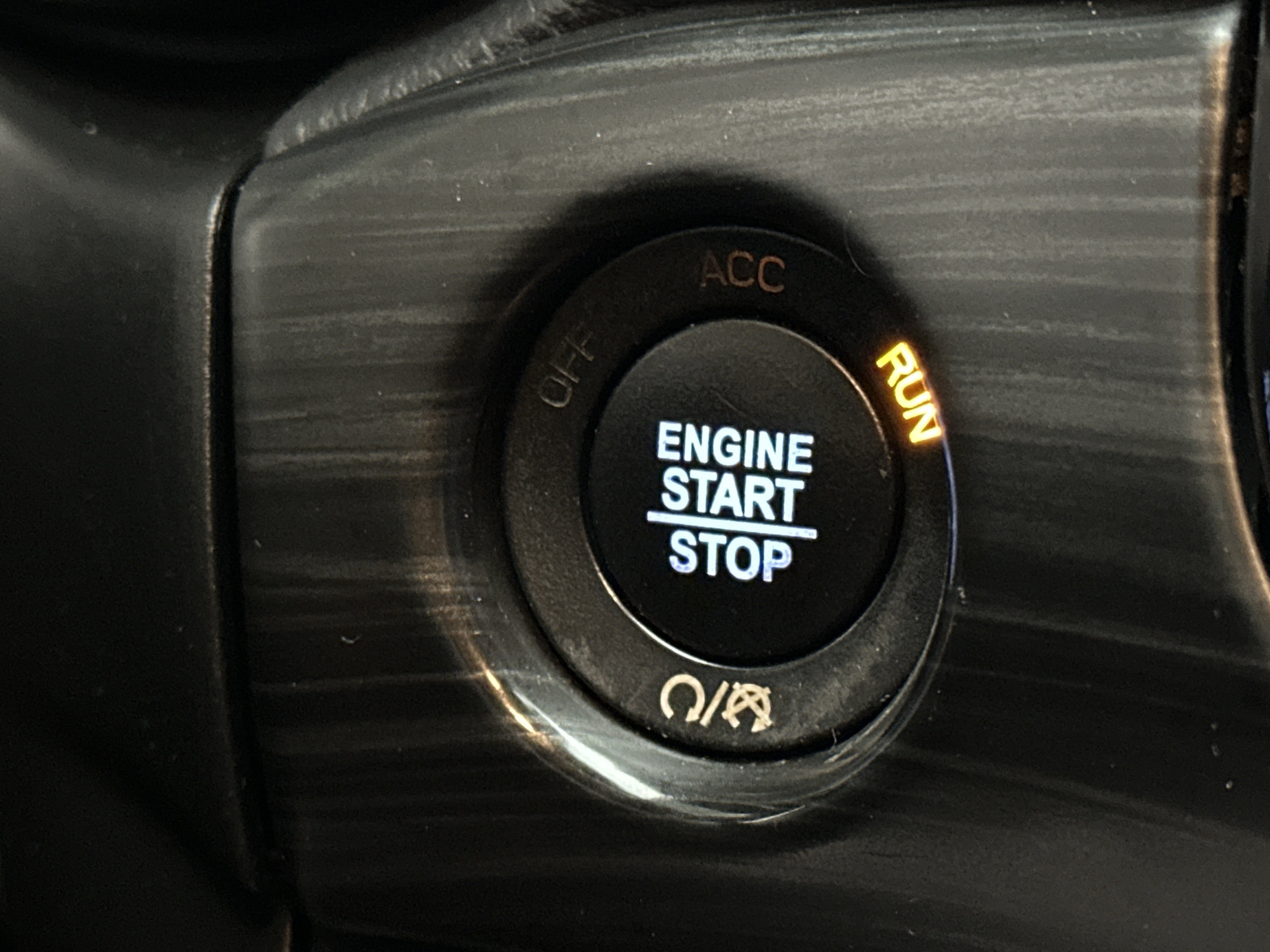 Used 2021 Jeep Grand Cherokee Laredo image 28