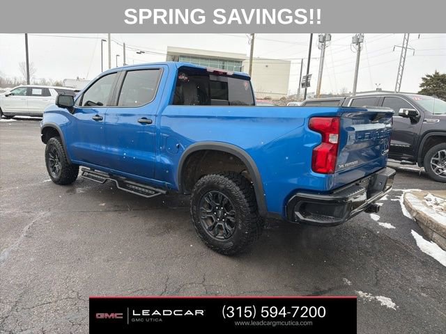 Used 2022 Chevrolet Silverado 1500 ZR2 w/ Technology Package image 3