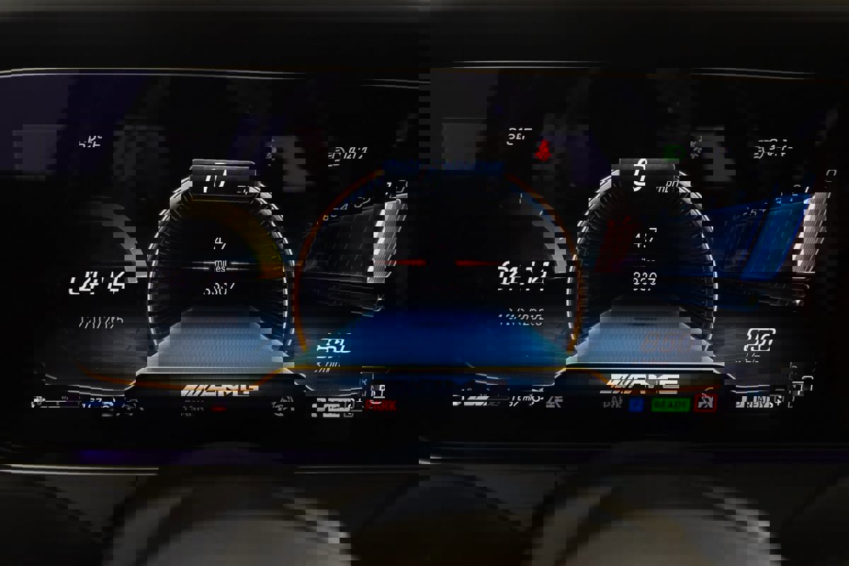 Used 2023 Mercedes-Benz AMG GT 43 w/ Driver Assistance Package image 26