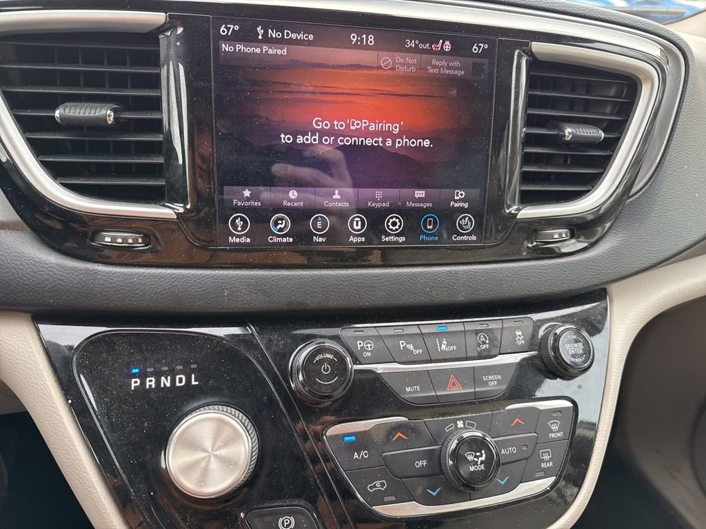 Used 2020 Chrysler Pacifica Touring-L w/ Advanced Safetytec Group image 13