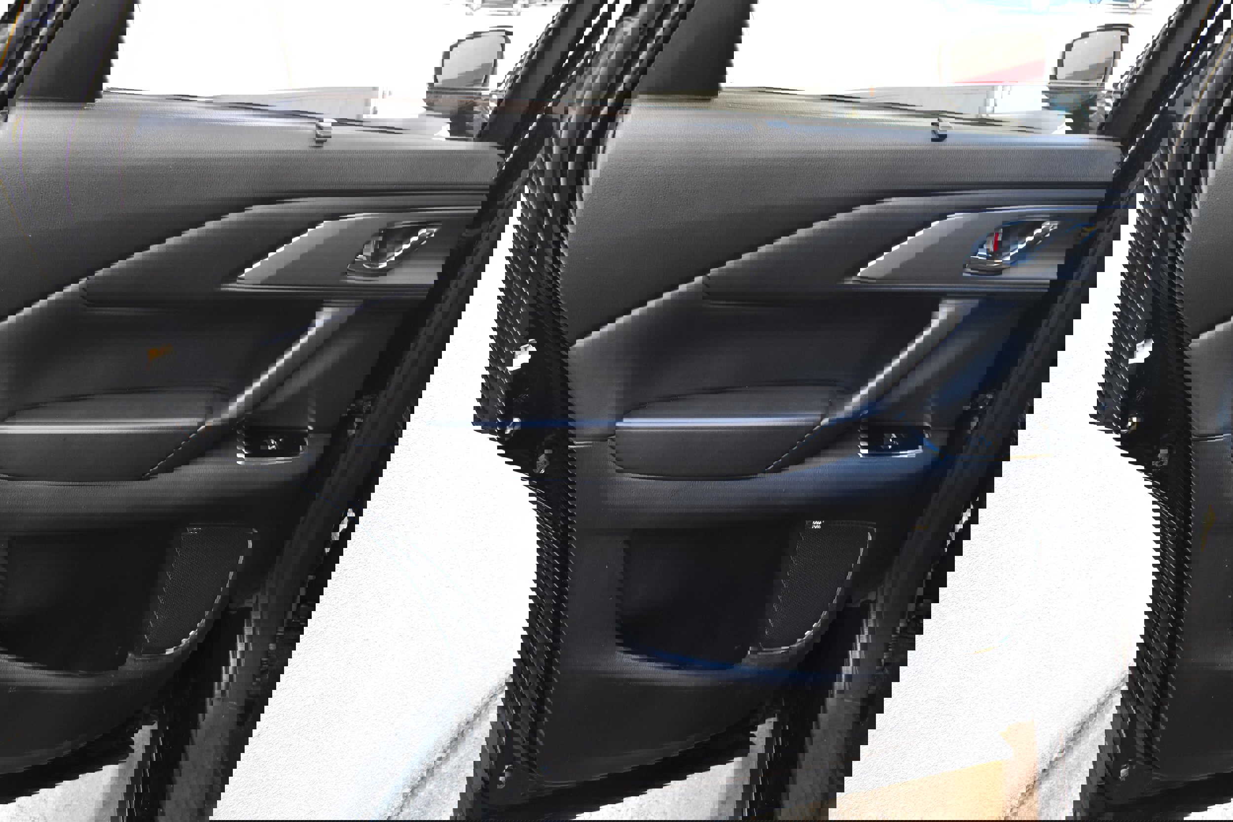 Used 2018 MAZDA CX-9 Touring w/ Touring Premium Package image 30