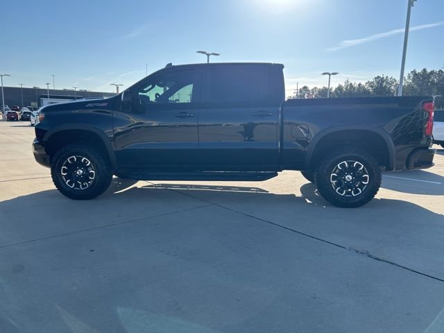 Used 2025 Chevrolet Silverado 1500 ZR2 w/ Technology Package AWD/4WD image 6
