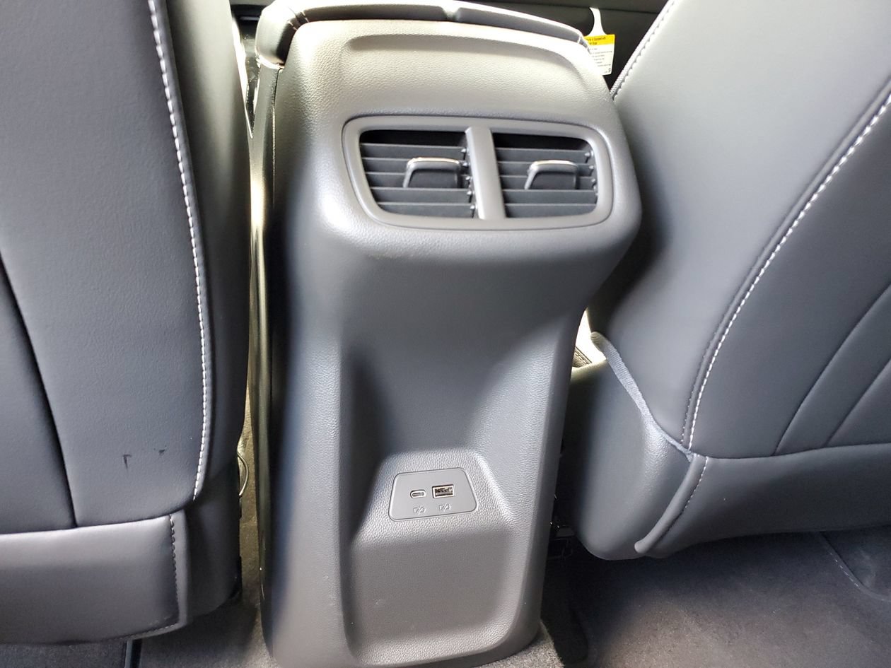 Used 2026 Buick Envision Sport Touring AWD/4WD image 15