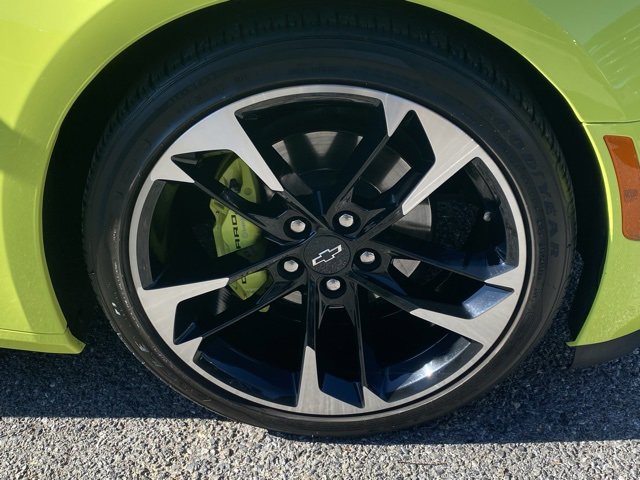 Used 2021 Chevrolet Camaro LT image 12