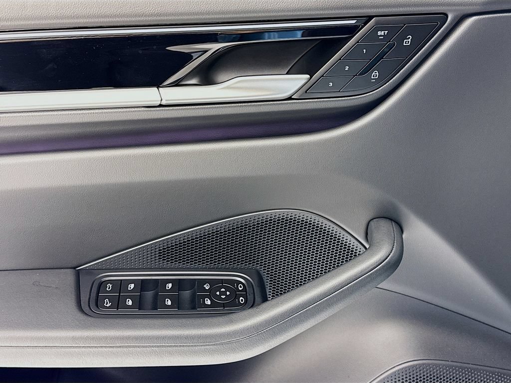 New 2026 Porsche Macan Electric RWD image 11
