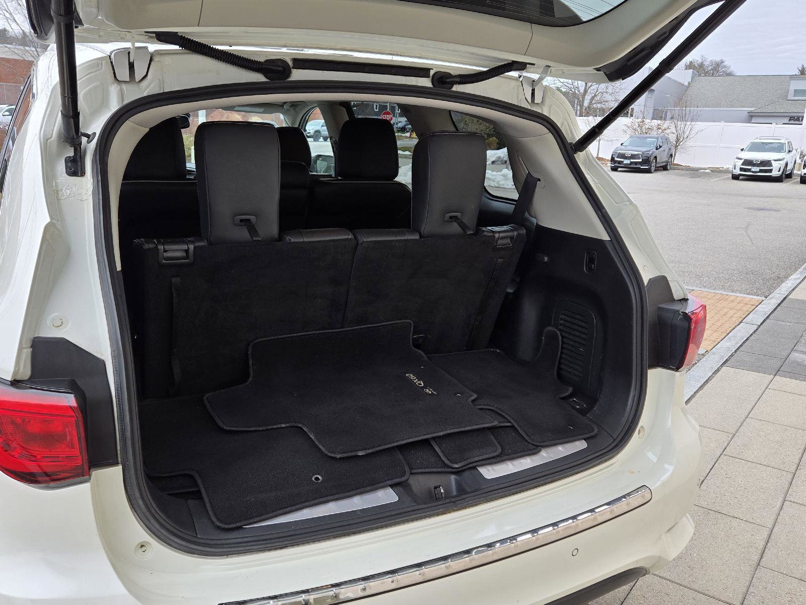 Used 2019 INFINITI QX60 Luxe w/ Essential Package image 21