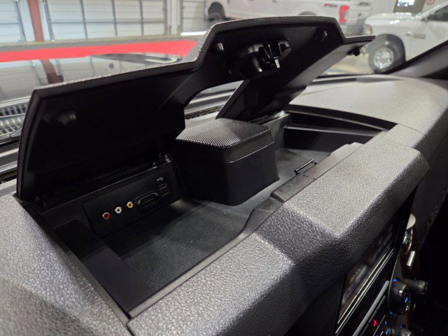 Used 2015 Ford F250 Platinum image 64