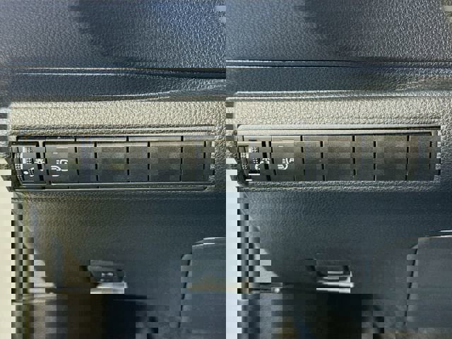 Certified 2024 Toyota Corolla LE image 10